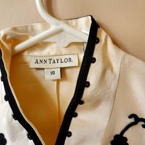 Beautiful Ann Taylor 100% silk top